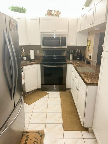824 Sky Pine Way C1, Greenacres, FL 33415