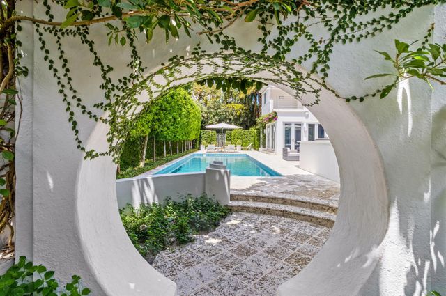 2631 S Flagler Drive, West Palm Beach, FL 33405