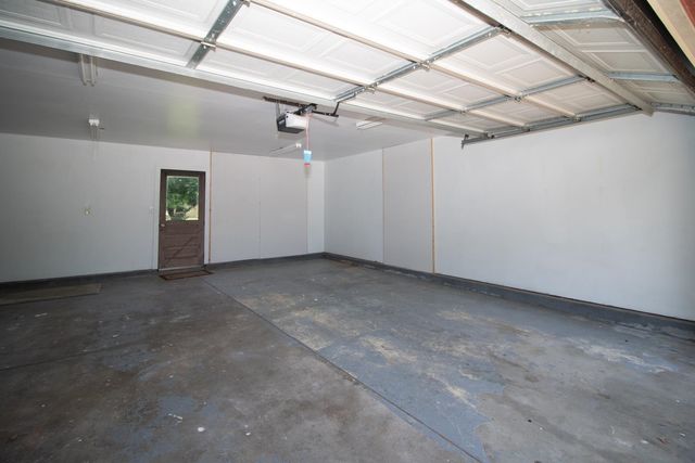 8143 S Hancock Drive, Derby, KS 67037