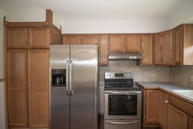 8143 S Hancock Drive, Derby, KS 67037