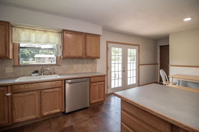 8143 S Hancock Drive, Derby, KS 67037