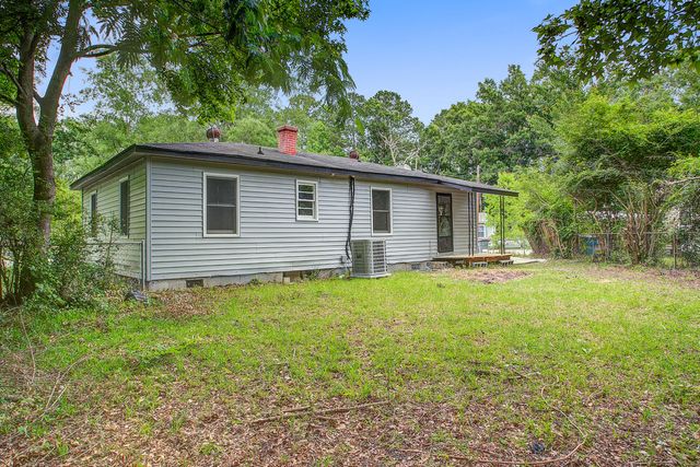 151 Stratton Drive, North Charleston, SC 29420