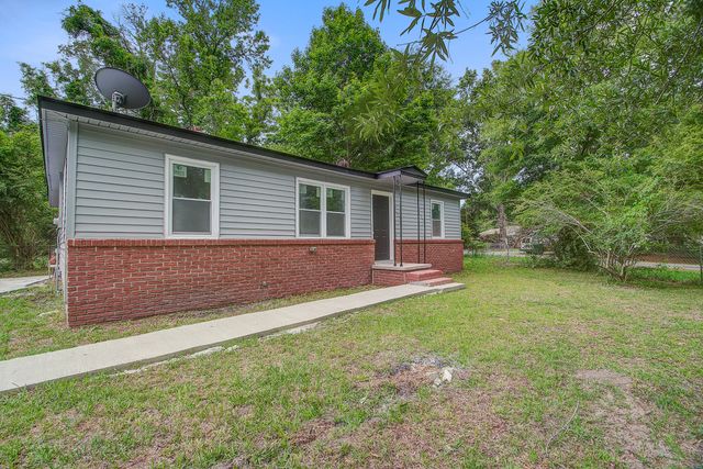 151 Stratton Drive, North Charleston, SC 29420