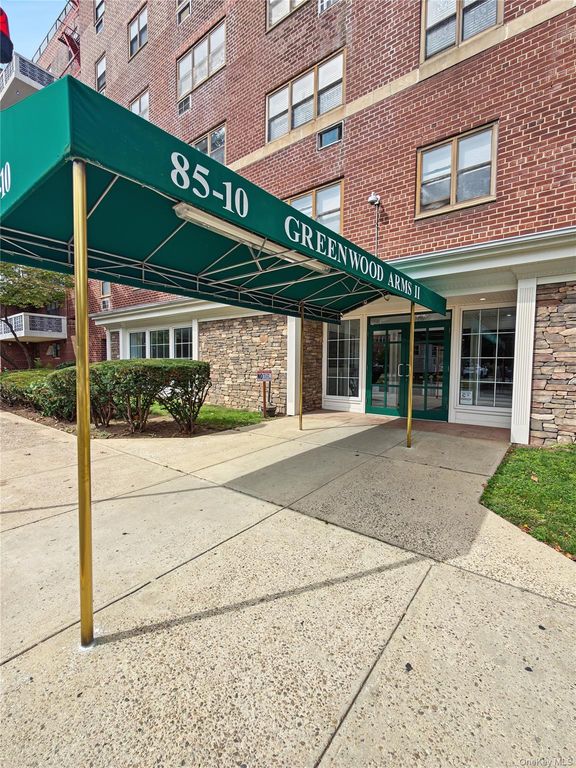 85 10 151st Ave 5G, Howard Beach, NY 11414 — exterior