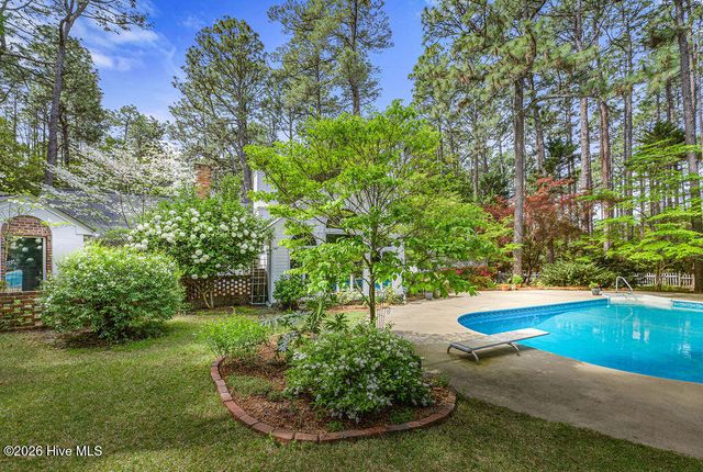 1335 Midland Road, Southern Pines, NC 28387