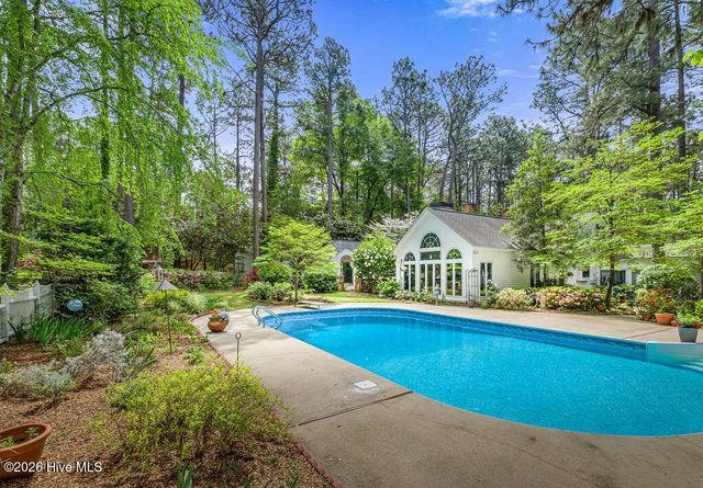 1335 Midland Road, Southern Pines, NC 28387