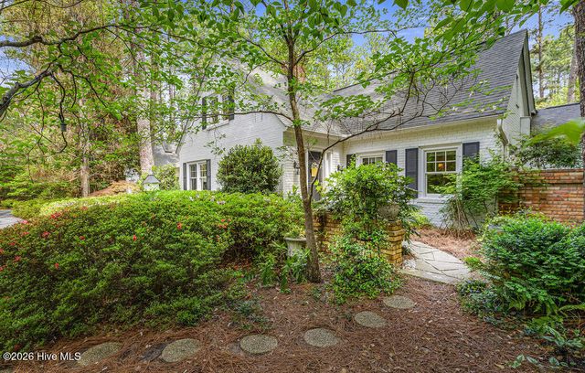 1335 Midland Road, Southern Pines, NC 28387