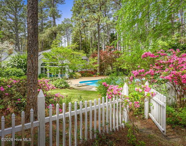 1335 Midland Road, Southern Pines, NC 28387
