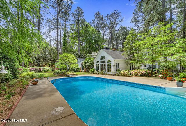 1335 Midland Road, Southern Pines, NC 28387