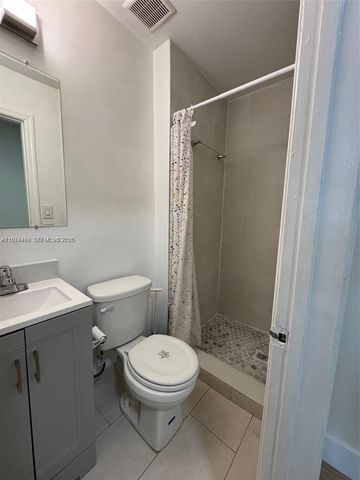 2000 Monroe St, Hollywood, FL 33020