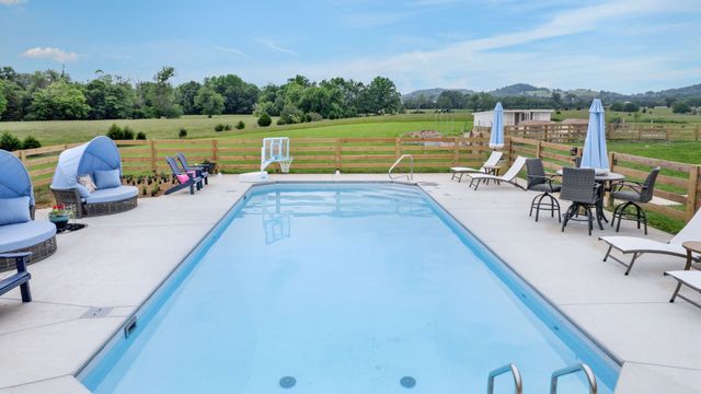 132 New Center Church Rd, Shelbyville, TN 37160