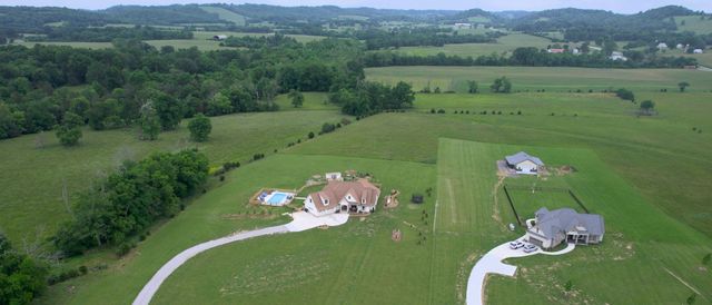 132 New Center Church Rd, Shelbyville, TN 37160