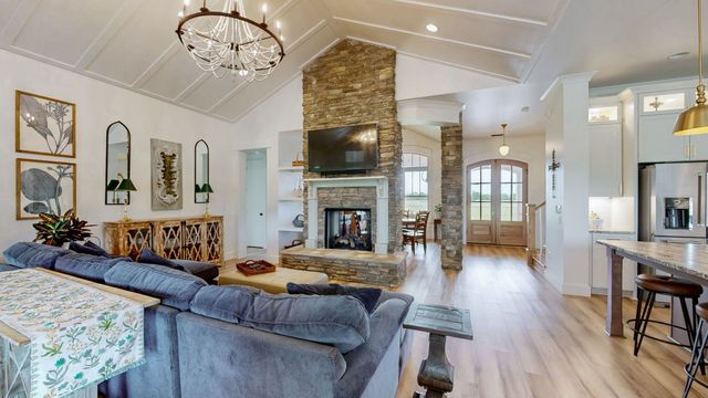 132 New Center Church Rd, Shelbyville, TN 37160