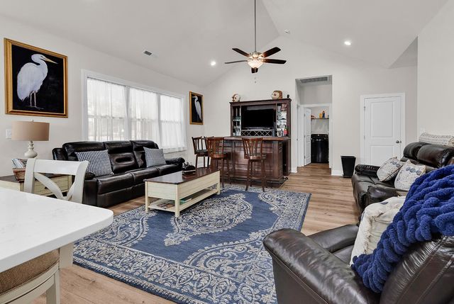 845 Commanders Island Rd., Georgetown, SC 29440
