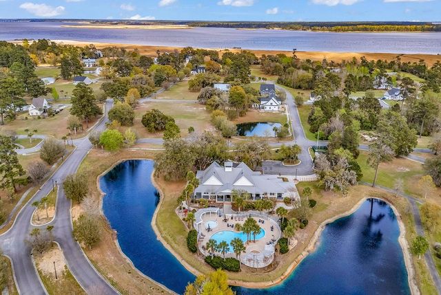 845 Commanders Island Rd., Georgetown, SC 29440