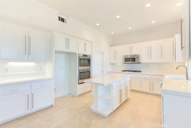 9 Flintridge, Ladera Ranch, CA 92694