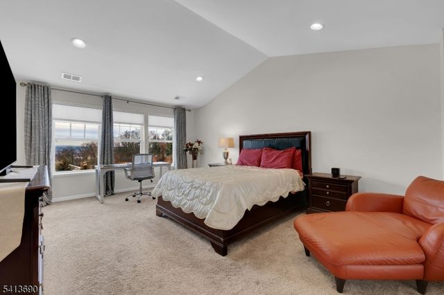 29 Blazingstar Way, Allamuchy Twp., NJ 07840