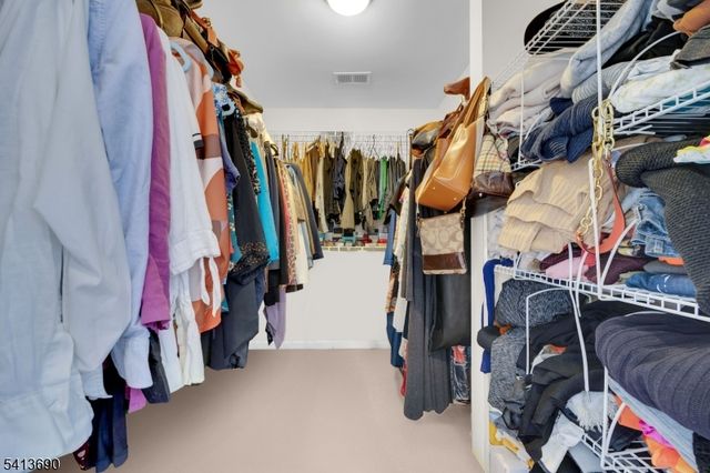 29 Blazingstar Way, Allamuchy Twp., NJ 07840