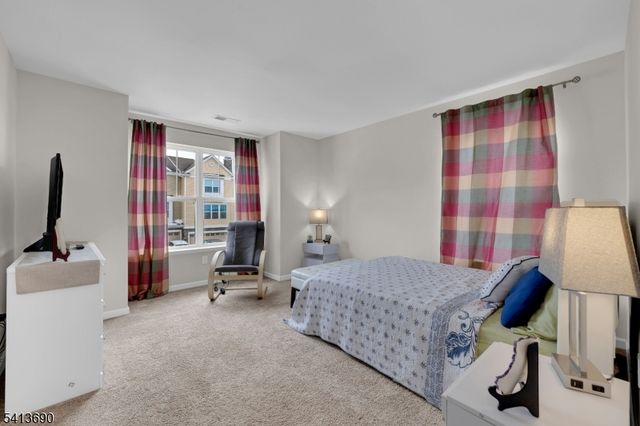 29 Blazingstar Way, Allamuchy Twp., NJ 07840