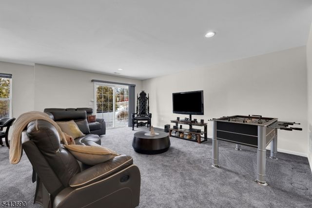 29 Blazingstar Way, Allamuchy Twp., NJ 07840