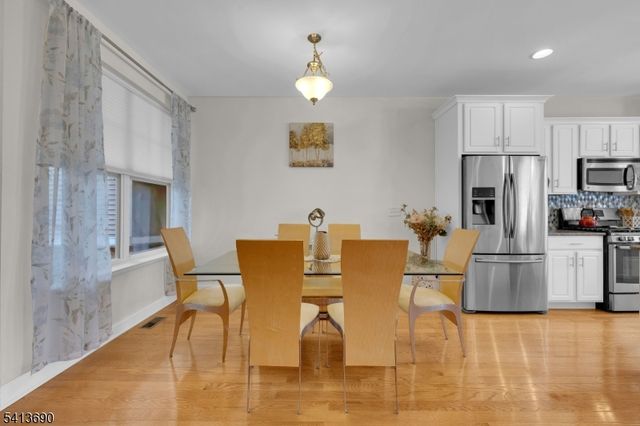 29 Blazingstar Way, Allamuchy Twp., NJ 07840