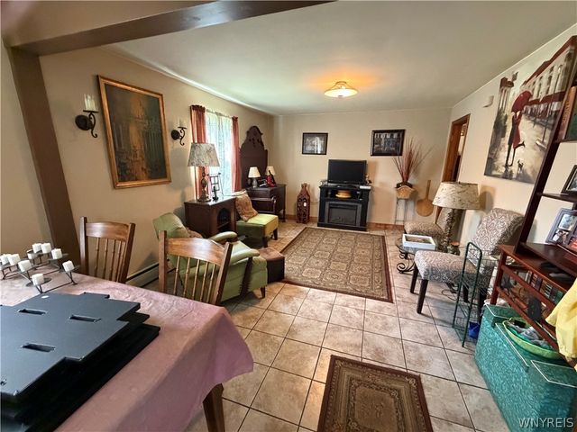 3073 Lewiston Road, Niagara Falls, NY 14305
