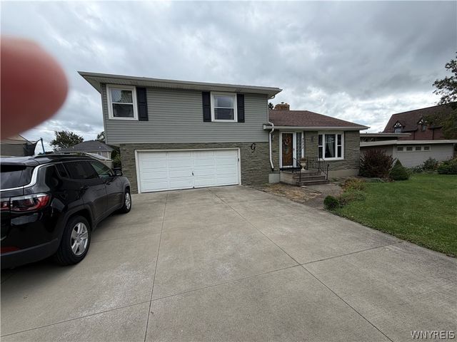 3073 Lewiston Road, Niagara Falls, NY 14305