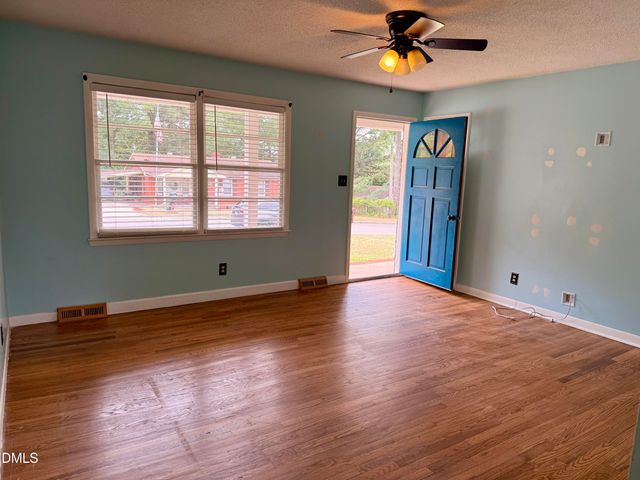 328 Virginia Street, Clayton, NC 27520