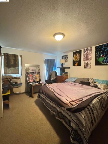 27 Robinson Ave, Pittsburg, CA 94565
