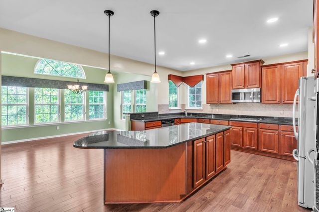 10 Modesto Lane, Simpsonville, SC 29681
