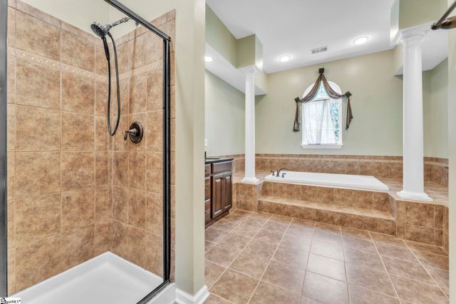 10 Modesto Lane, Simpsonville, SC 29681