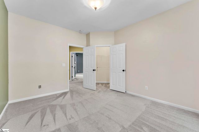 10 Modesto Lane, Simpsonville, SC 29681