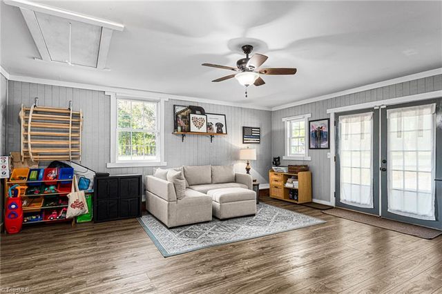 7358 Davis Country Road, Randleman, NC 27317