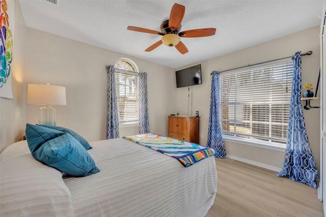 703 MEREDITH STREET, Fern Park, FL 32730