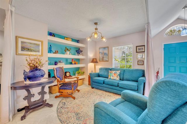 703 MEREDITH STREET, Fern Park, FL 32730