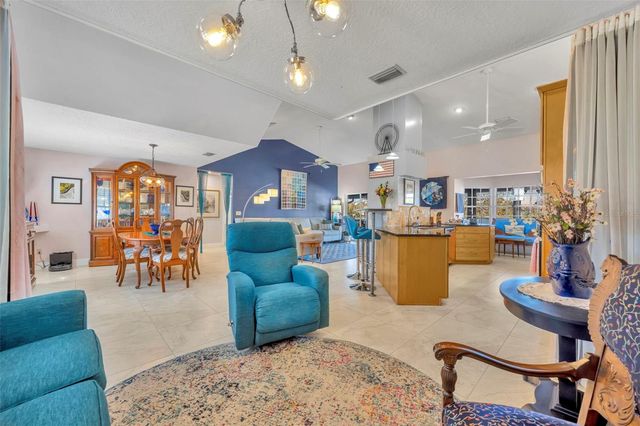 703 MEREDITH STREET, Fern Park, FL 32730