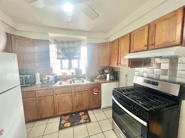 7713 W Forest Preserve Avenue, Chicago, IL 60634