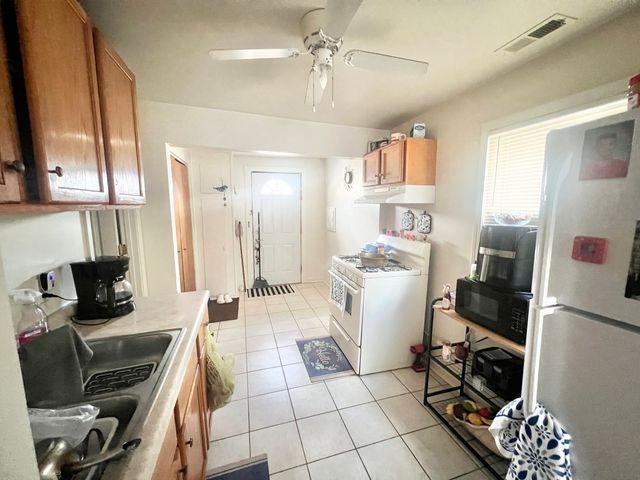 7713 W Forest Preserve Avenue, Chicago, IL 60634