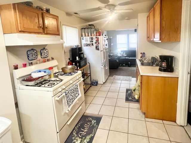 7713 W Forest Preserve Avenue, Chicago, IL 60634