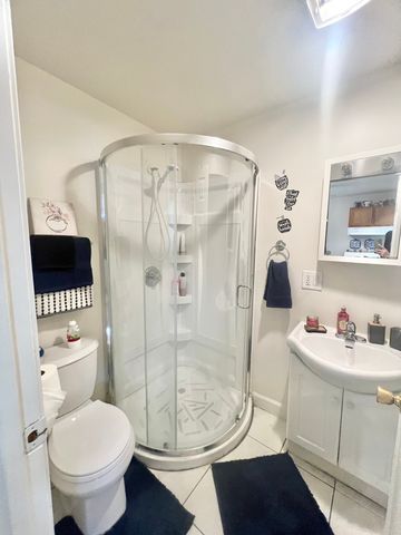 7713 W Forest Preserve Avenue, Chicago, IL 60634