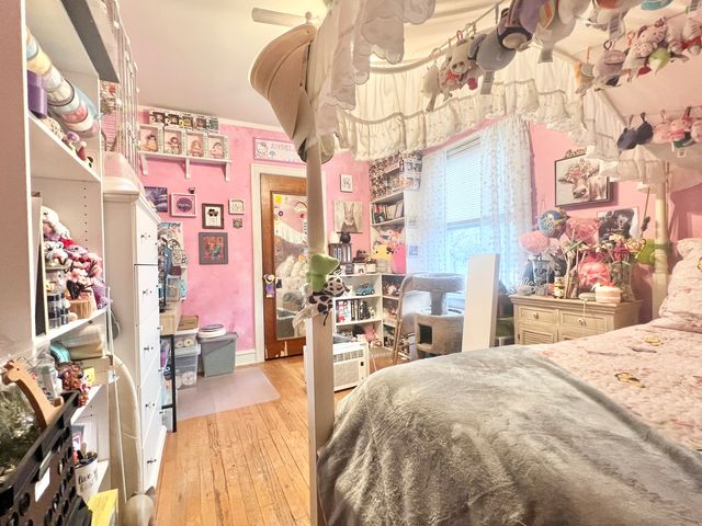 7713 W Forest Preserve Avenue, Chicago, IL 60634