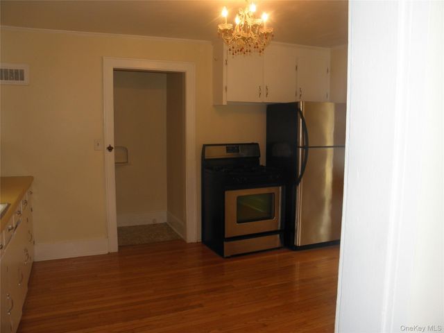 3 Ann Street, New Paltz, NY 12561