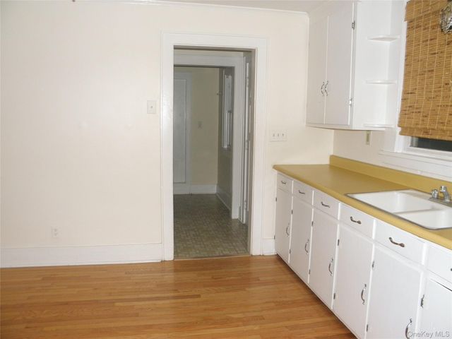 3 Ann Street, New Paltz, NY 12561