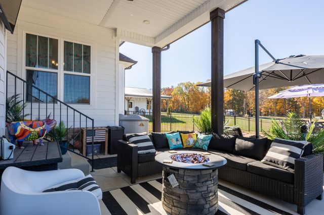 3378 New Hall Rd, Greenbrier, TN 37073