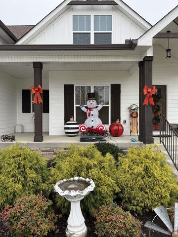 3378 New Hall Rd, Greenbrier, TN 37073