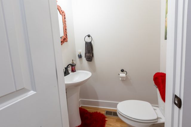 3378 New Hall Rd, Greenbrier, TN 37073