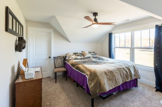 3378 New Hall Rd, Greenbrier, TN 37073