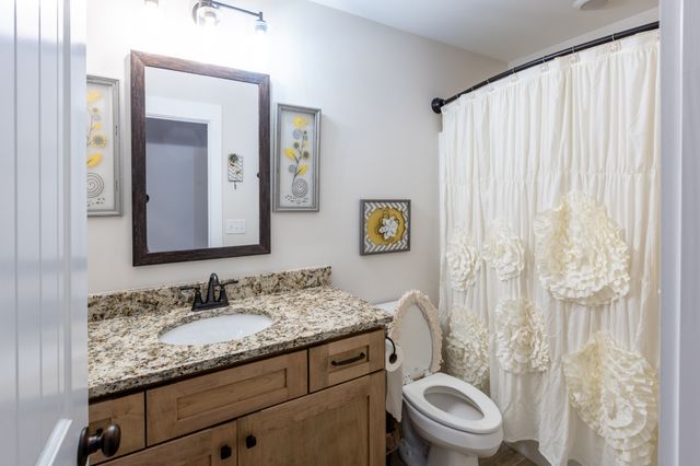 3378 New Hall Rd, Greenbrier, TN 37073