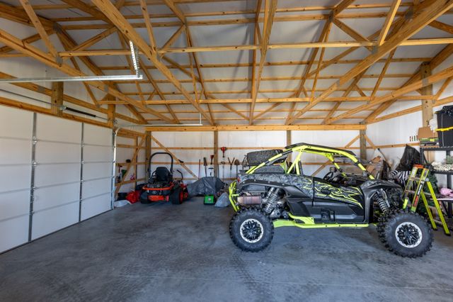 3378 New Hall Rd, Greenbrier, TN 37073