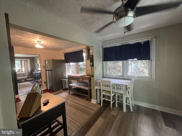 319 DELAWARE AVE, Delanco, NJ 08075